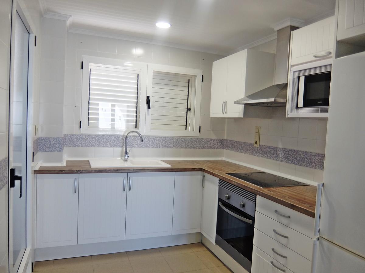 Roderic - Apartamento Junto Al Mar Олива Екстериор снимка